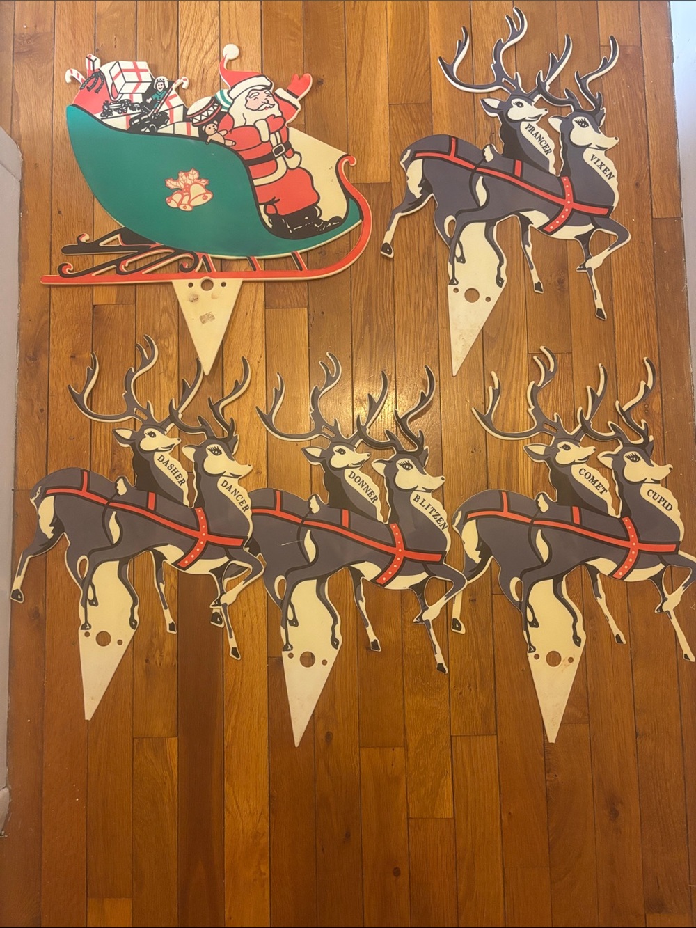 Vintage 1970’s Santa Sleigh and Reindeer Outdoor Holiday Decor